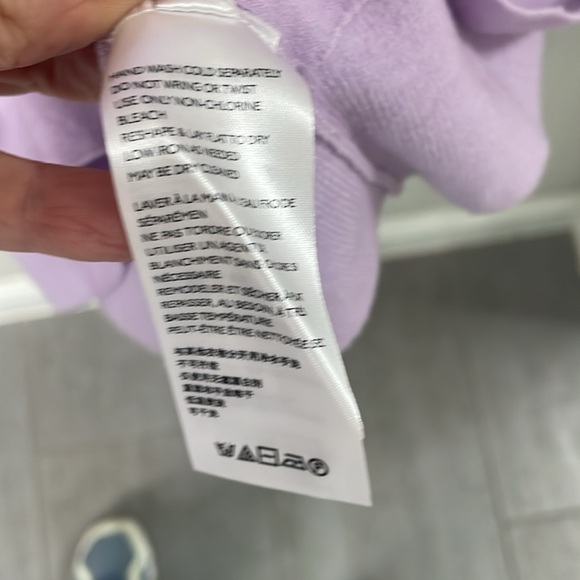 Lilac Anthropologie sweater XL in excellent condition - Picture 3 of 4